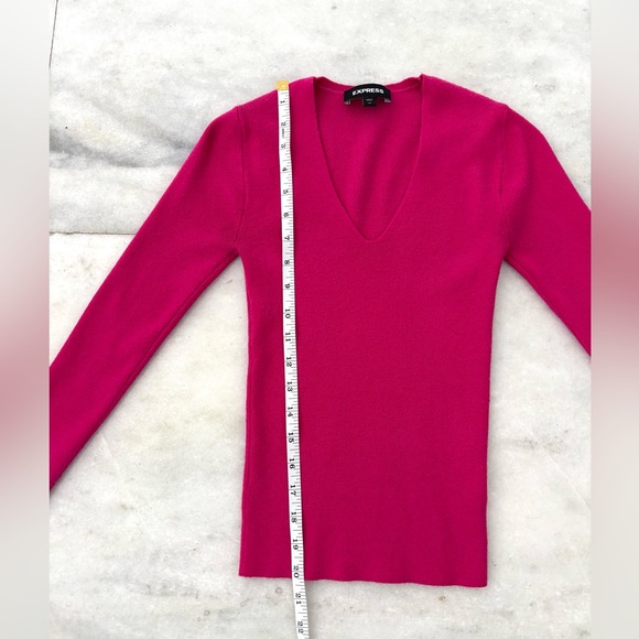 Express Sweater Pink V Neck Long Sleeve Soft Cozy Knit Fitted Womens XS - Picture 6 of 8
